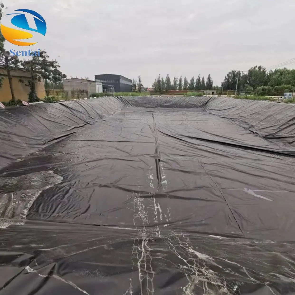 1.5mm 2mm 3mm Black HDPE Geomembrane Hazardous Waste Landfill Heap Leaching Pool Tailings Dam Regulating Pool Anti-Seepage Geomembrane