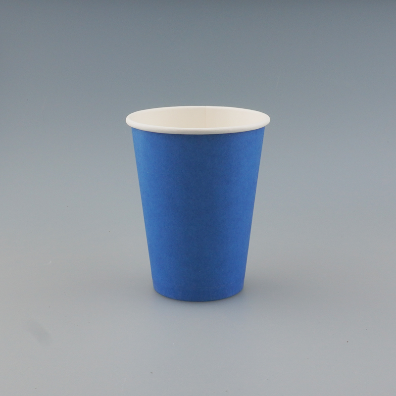 Одноразовые бумажные стаканчики 16 oz для горячих напитков
