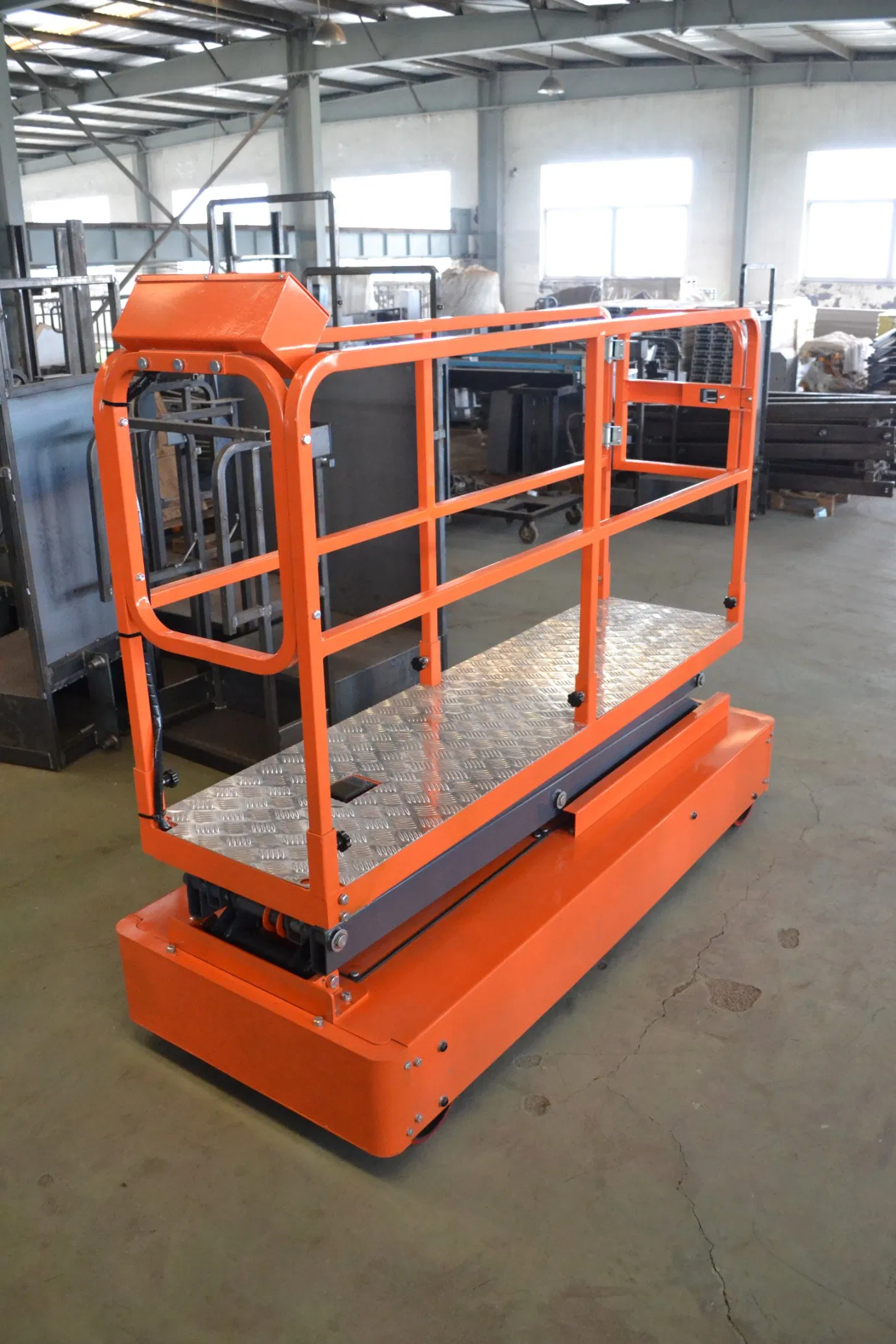 High Grade Elevated Work Platform Cherry Picker