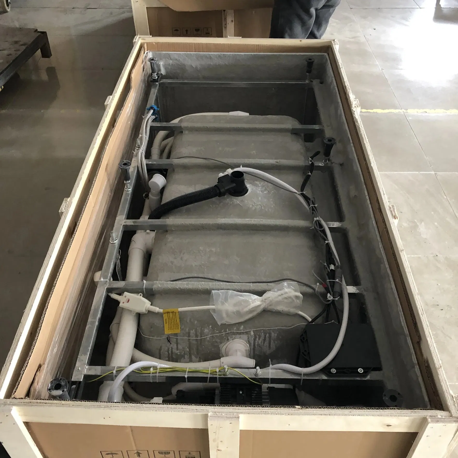 Acrylic Air Freestanding Hydro Massage Bathtubs Single Freestanding Bathtub with Massage