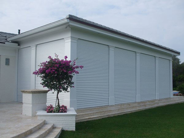 Remote Control Aluminum Roll Down Hurricane Door Shutters