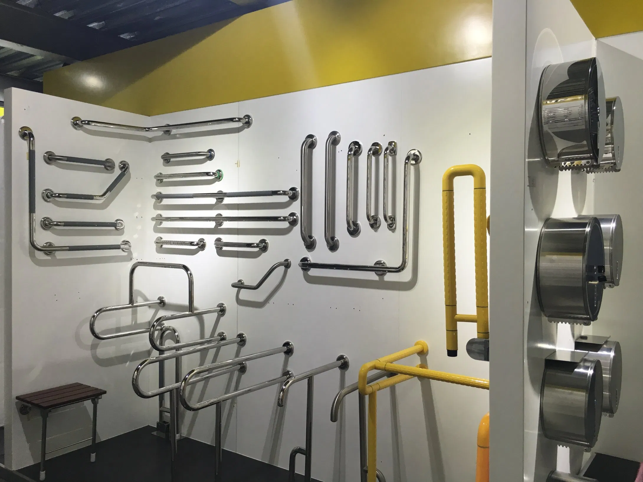Factory Direct High Quality 304 Stainless Steel Toilet Grab Bar with TUV
