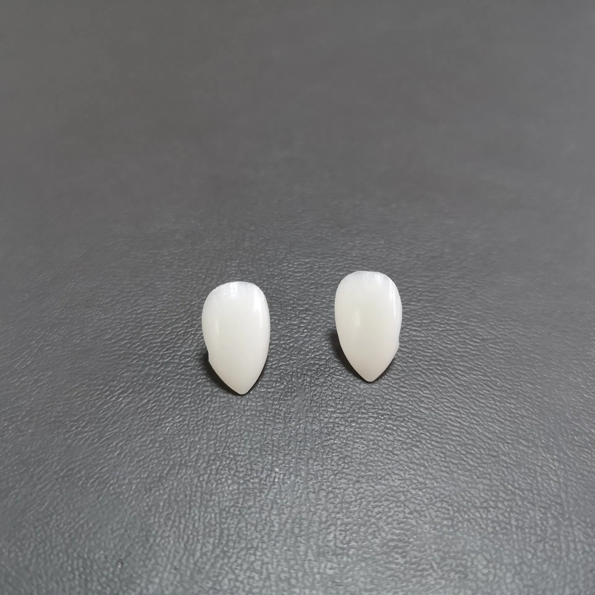 Halloween Vampire False Teeth Fangs and Adhesive Glue for Cosplay