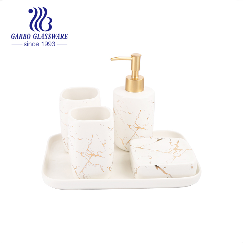 Wholesale Color Glazed Porcelain Bathroom Accessories 3 PCS Bathroom Set Customized Color Ceramic Bathing Set for Home Use