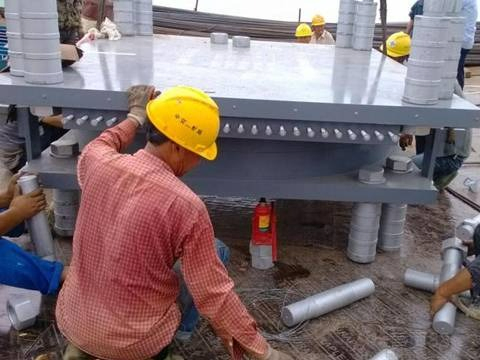 China Factory Direct Sale Bridge Pot Bearing Fixed/Guided/Sliding Types for Heavy Load Structure