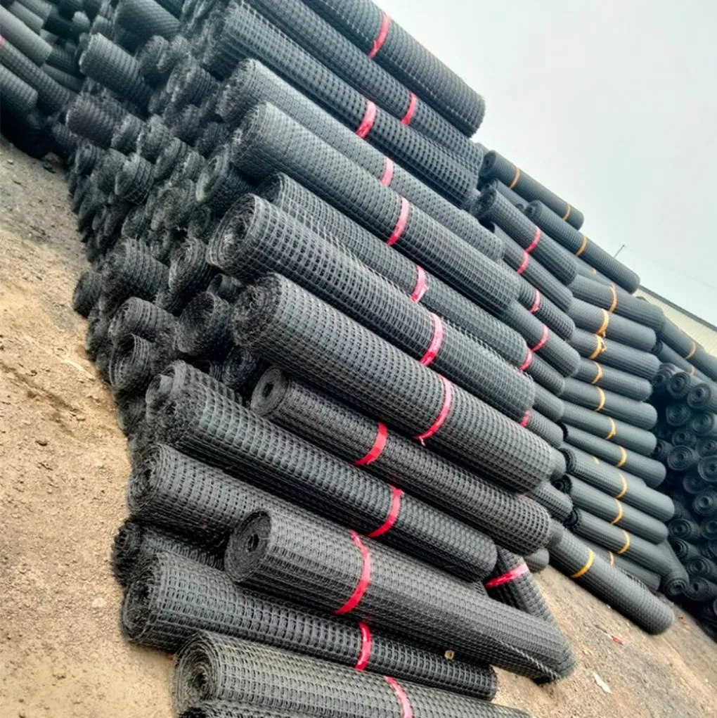 PP Biaxial Geogrid 3030 Black CE Certified Civil Engineering Construction Highway Use 30kN Tensile Strength 50m Length