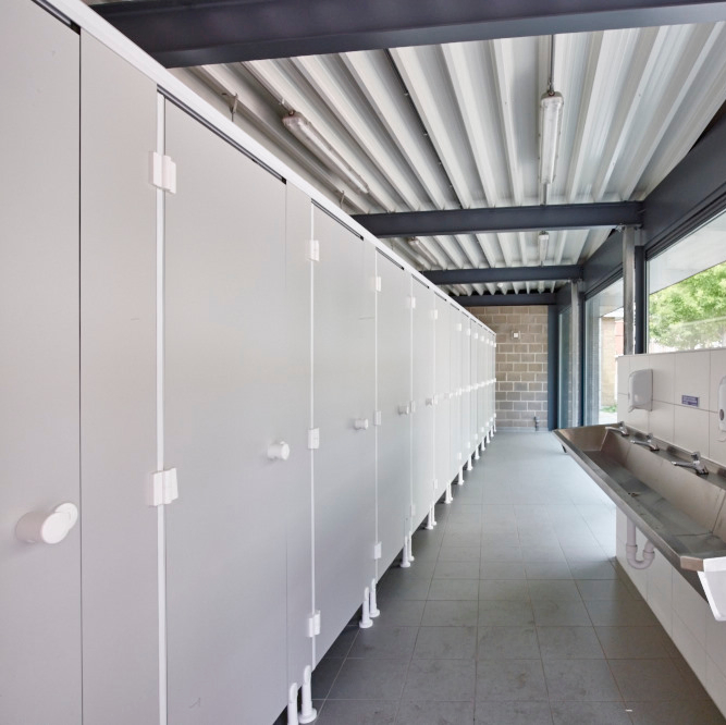 Good Price Debo 18mm Thickness Waterproof HPL Compact Laminate Toilet Partition for Metro Station