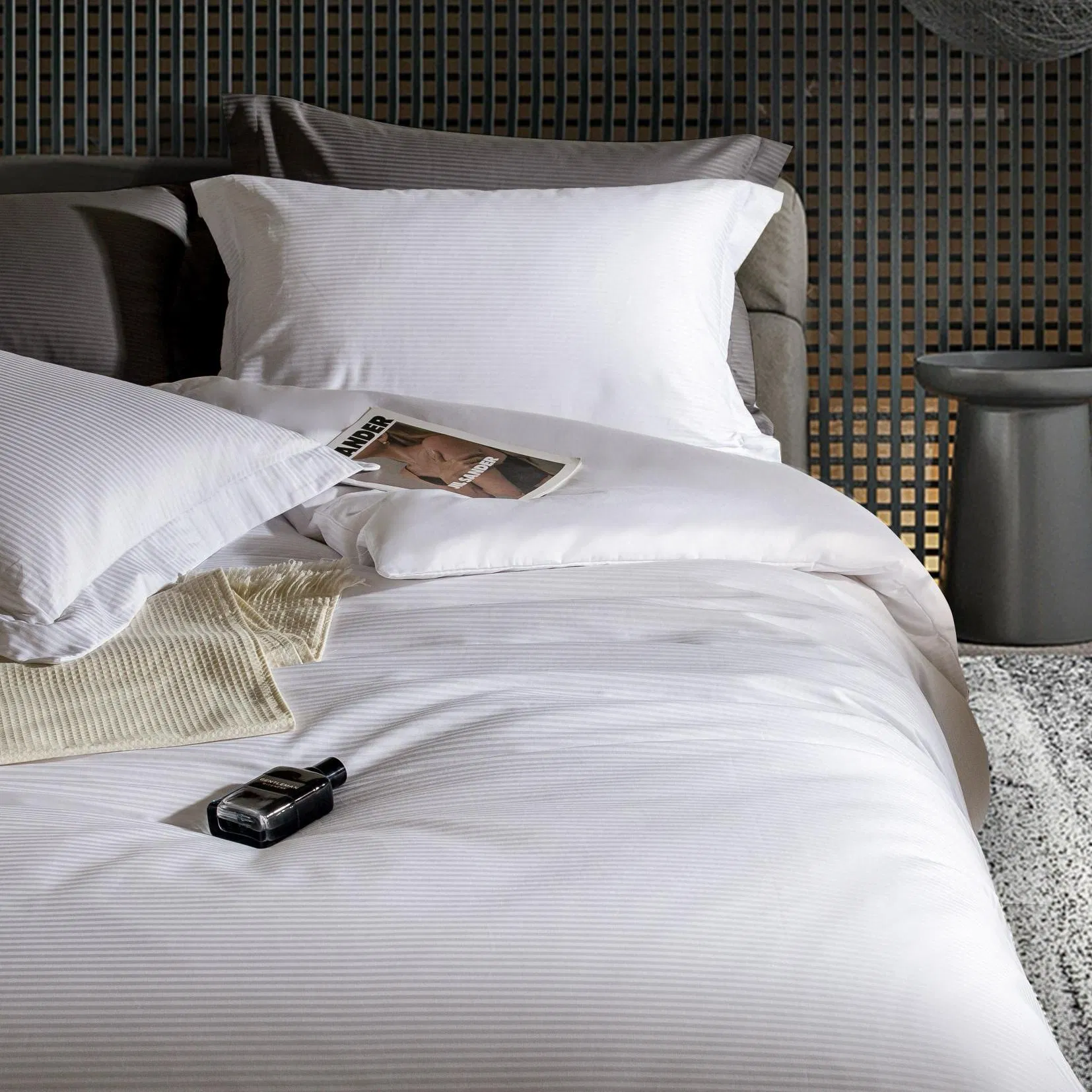 Long-Staple Cotton Home Hotel Textiles White Stripe Jacquard Duvet Quilt Cover Soft Bed Sheets Pillowcases 4PCS Bedding Set
