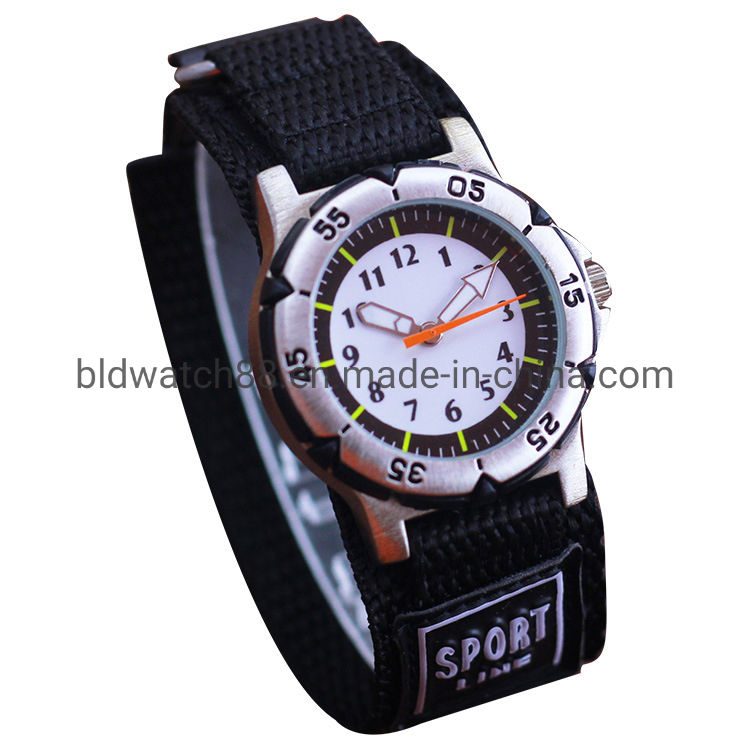 OEM Alloy 3ATM Waterproof Kids Sport Watches with Nylon Band (30mm)
