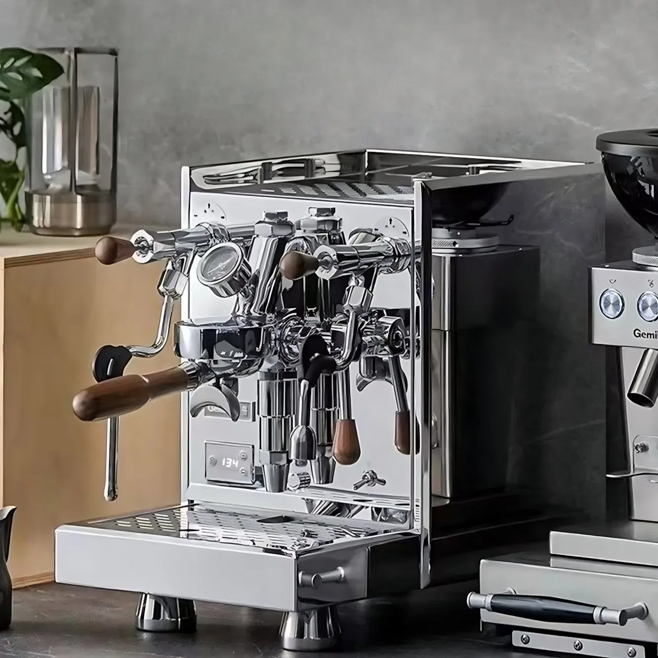 Professional Italian Espresso Machine with Dual Pump System and Independent Water Circuits