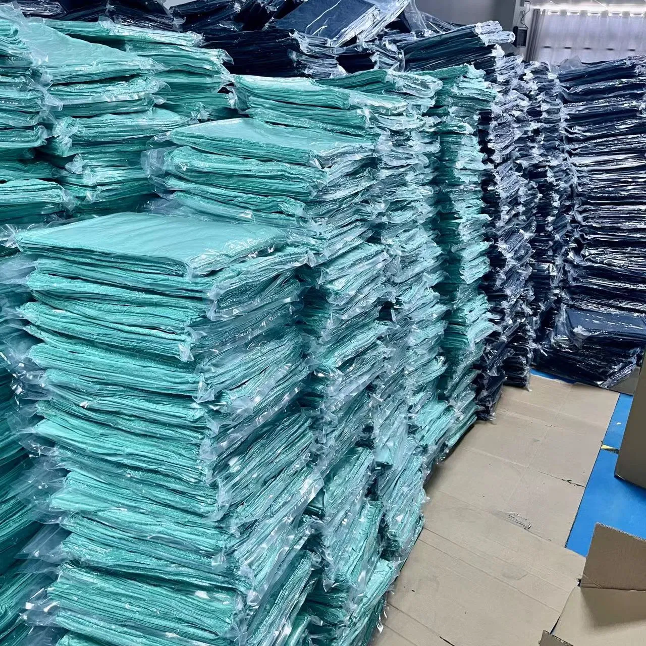 300GSM 40*40cm Stock Multipuple Regular Microfiber Cleaning Cloth