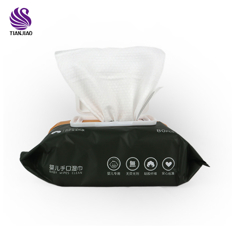 Premium Quality Baby Wipes Packaged in Easy-to-Use PE Bag