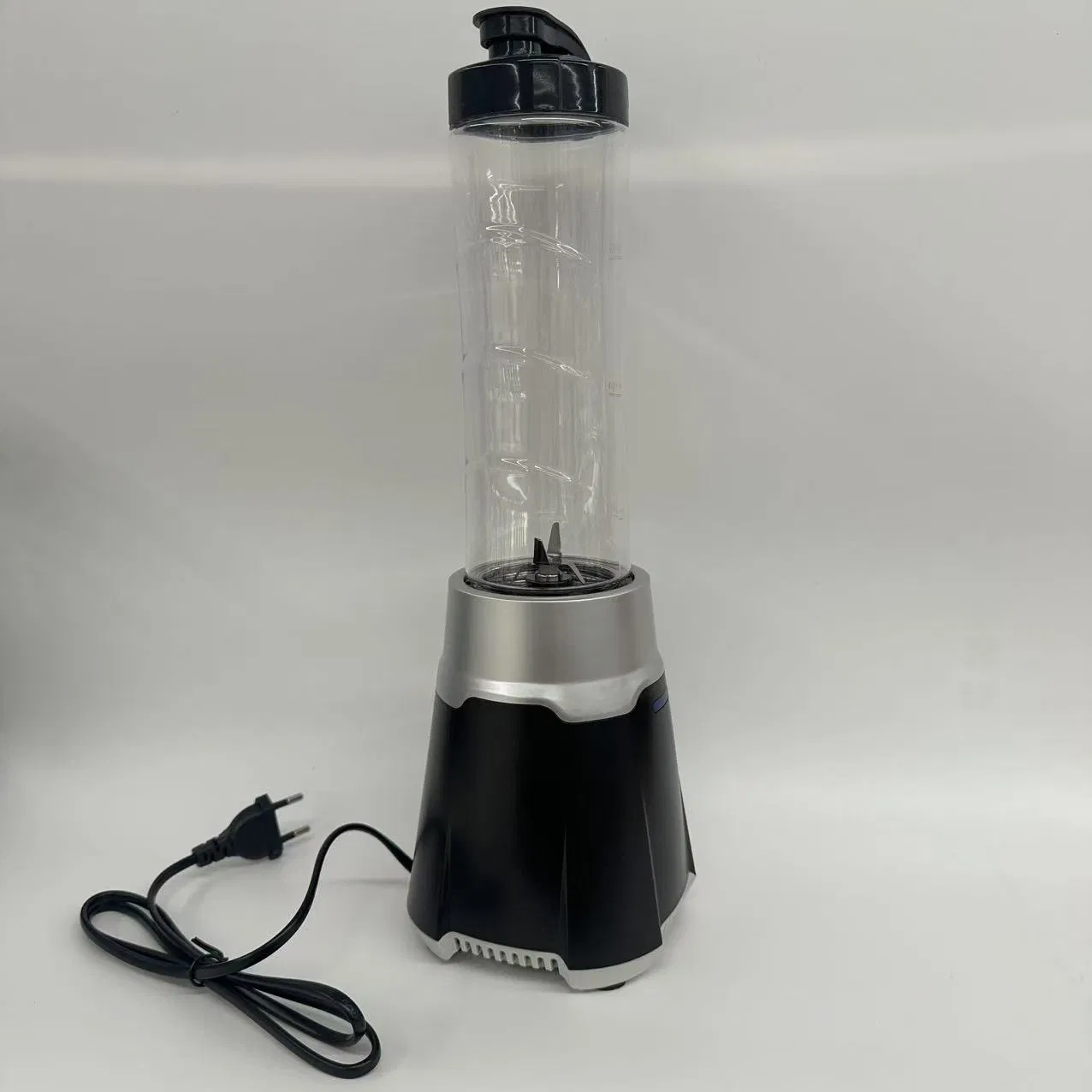 Mini Hot Selling Personal Portable Sport Juice Maker Juicer Mixer Food Fruit Vegetables Blender