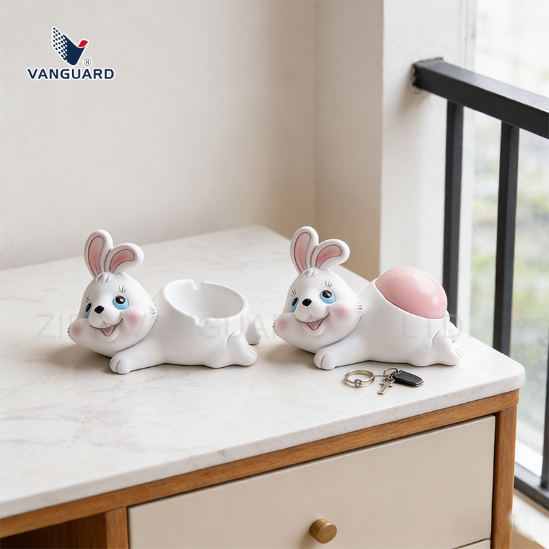 Rabbit Design Ornament Souvenir Gift Ware Custom Cute Resin Statue for Home Decoration