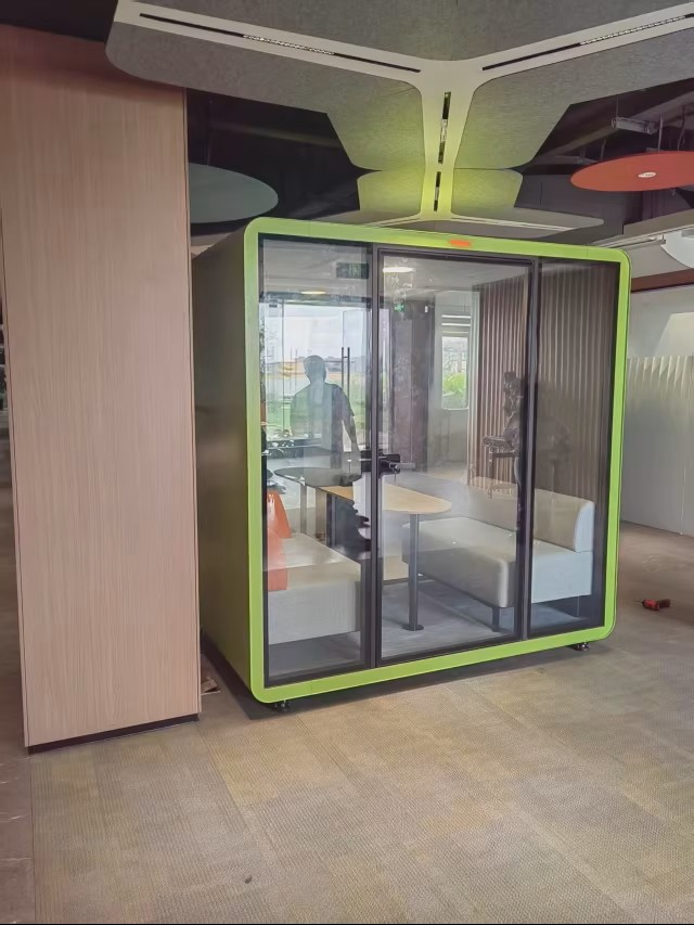 Tiny Silent Soundproof Cabin for Meeting Recording Studio