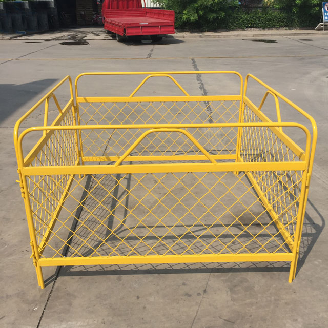 Professional Custom Yellow 1.4 M Steel Manhole Guard Rail for Temporary Barrier