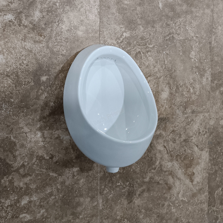 Project Used Top Spud Wall Mounted Ceramic Urinals Sanitary Ware Mens Urinal for Adult