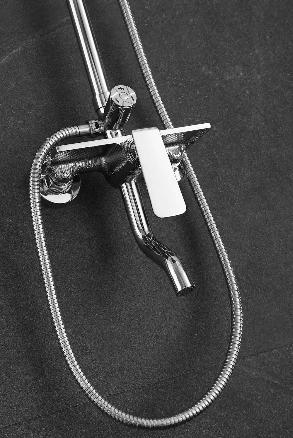 Sanitary Ware Bathroom Accessories 3 Way Functions Single Handle Brass Shower Bar Shower Column Rainfall Shower System Set Shower Faucet with Bathtub and Shelf