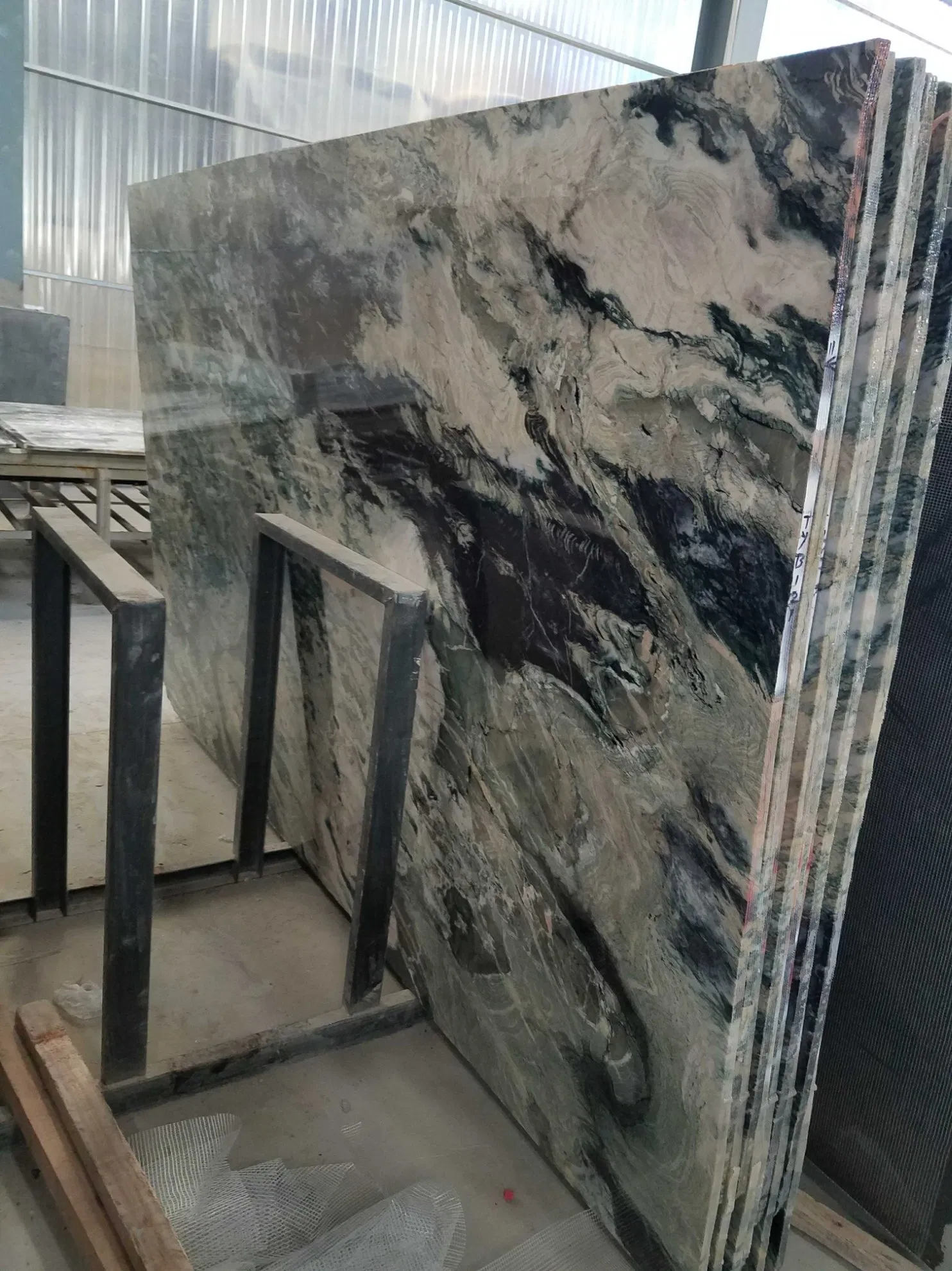 Wholesale Polished Kashmire Gold Natural Stone Granite Cube Stone