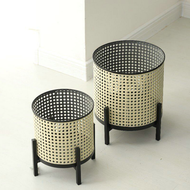 Steel Planter Pot for Home Deco and Garden