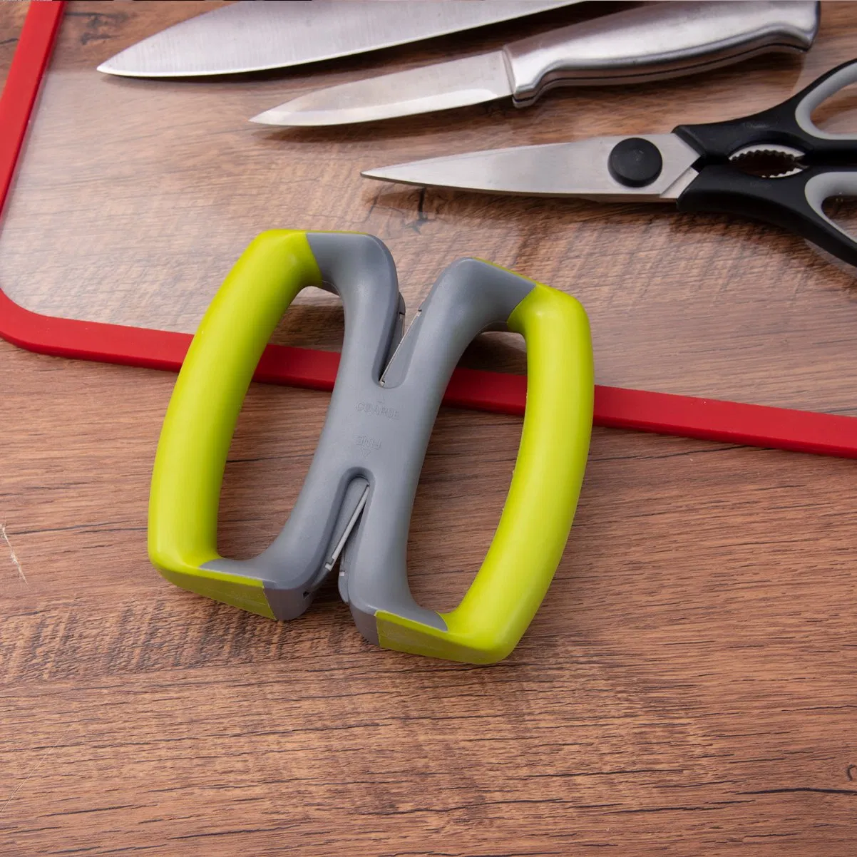 Knife Slicker X Shape Knife Sharpener 2 Stage Sharpening Coarse Fine Grip Mini Safe Tool for Most Knives Scissors Kitchen Sharpener