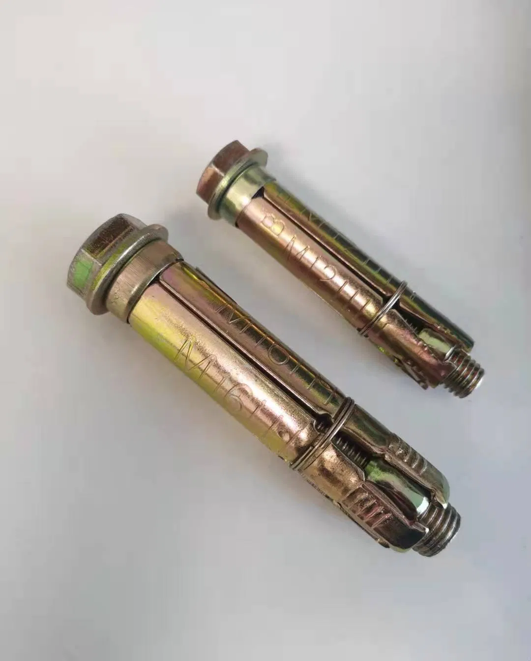 Colored Zinc Plated Expansion Bolts/Floor Expansion Bolt/Can Be Customized