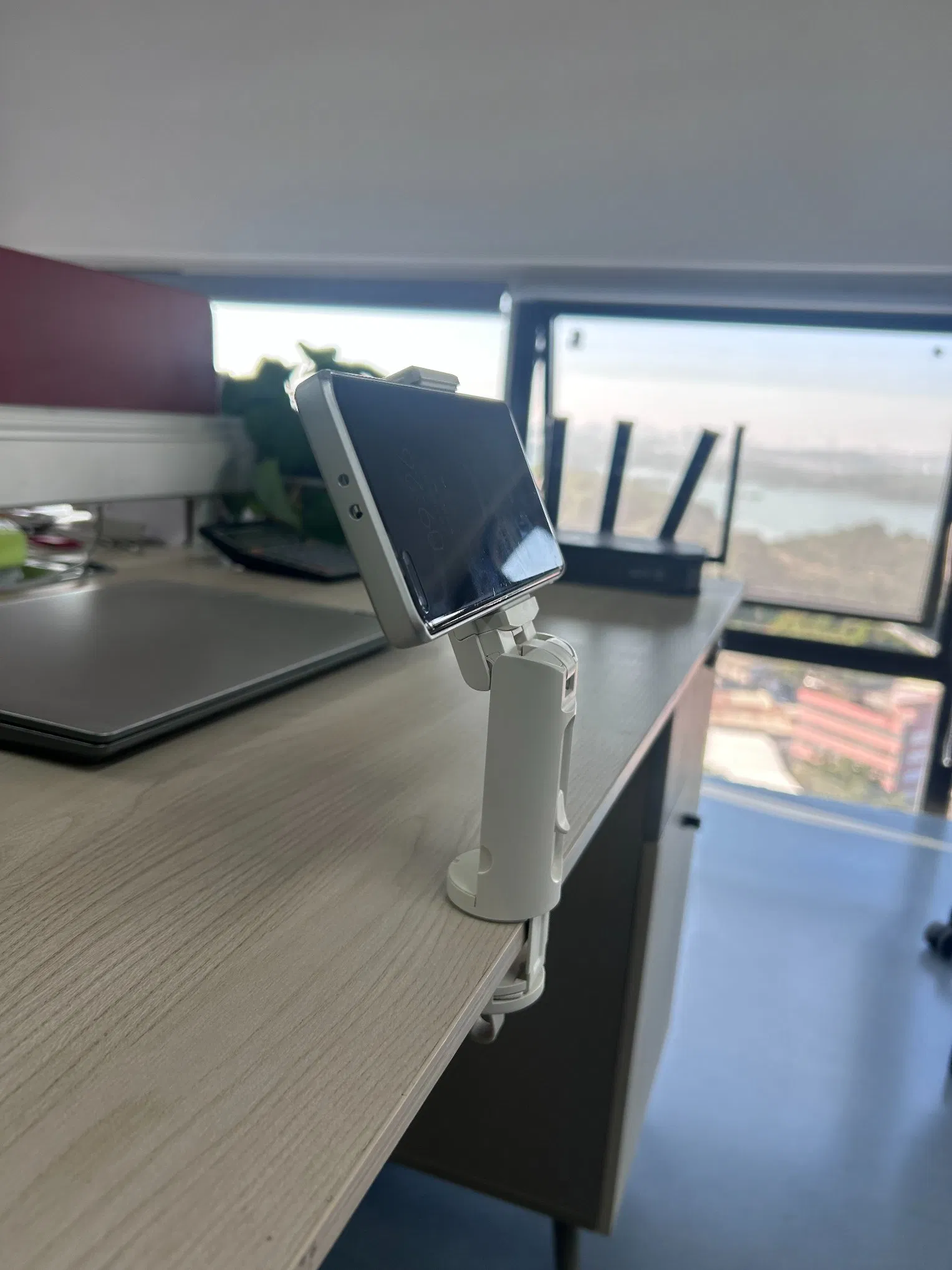 Универсальная подставка для телефона с вращением 360°