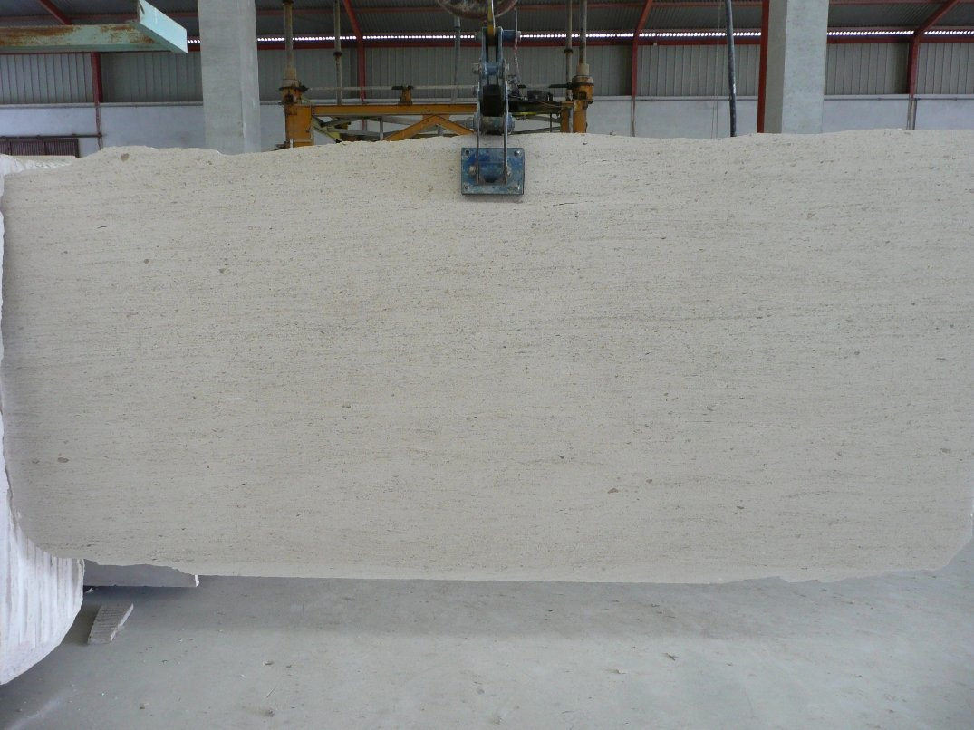 China Building Material Moca Cream Limestone Marble for Flooring Paver Tile Exterior Cladding