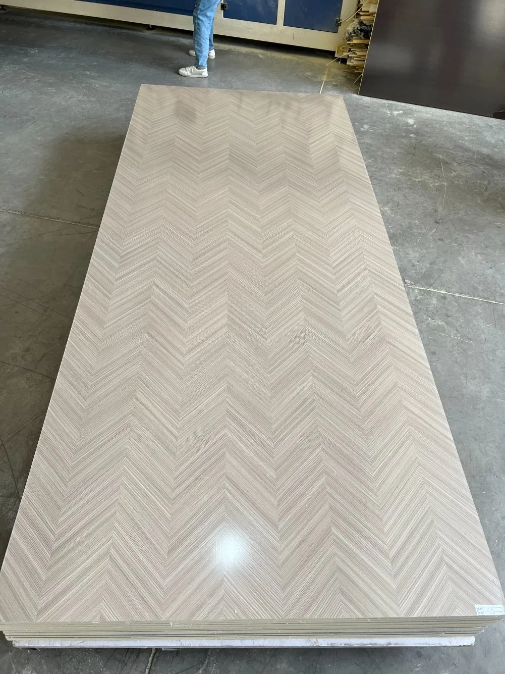 Decoration Material Wall Panel Wood Veneer Carbon Fiber Board