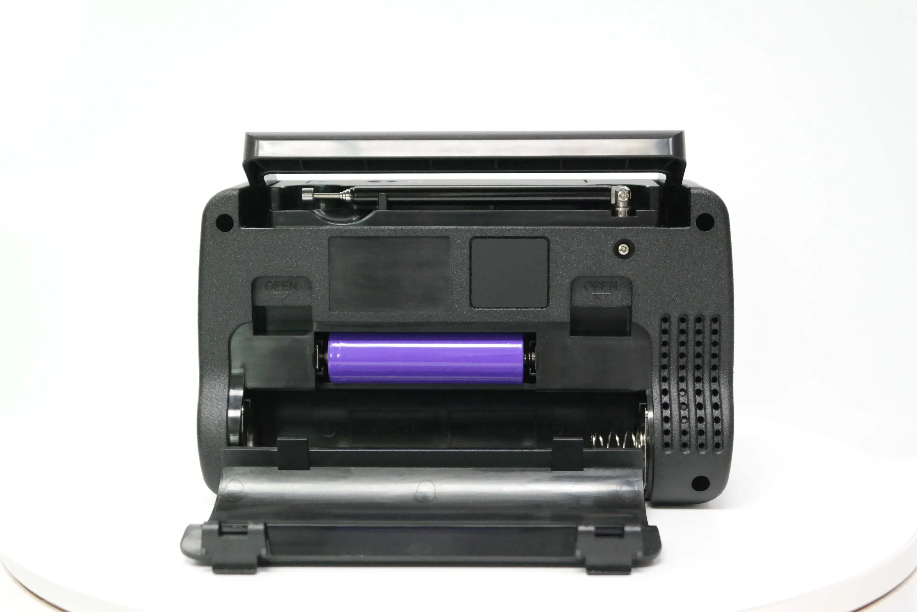 Meier M570bt Portable 3-Band Am FM Sw Radio, TF Card and MP3 Player, Rechargeable Speaker, Bluetooth Retro Design