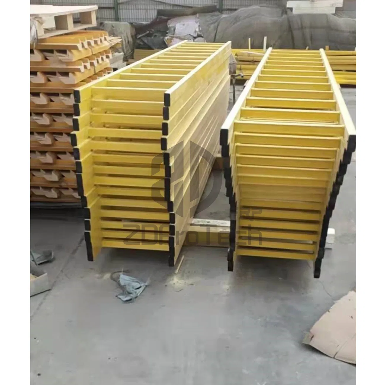 10 FT. Fiberglass Round Rung Straight Ladder with 375 Lb. Load Capacity Type Iaa Duty Rating