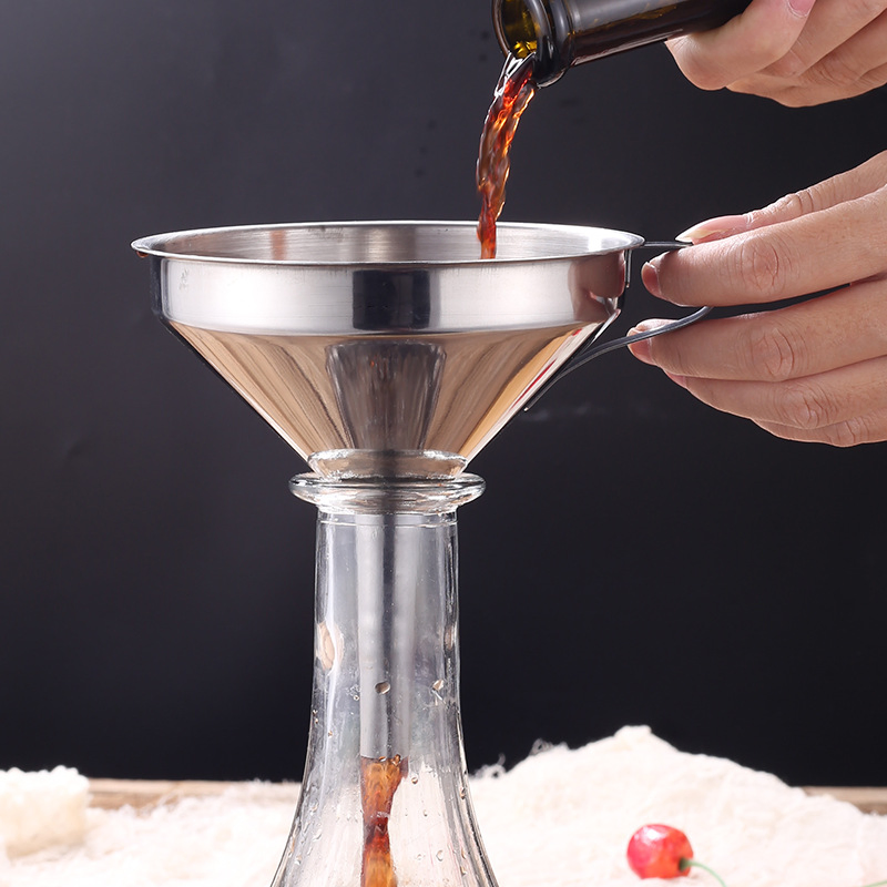 Wholesale Wine Flask Oil Water Spices Mini Small Stainless Steel 304201 Funnel for Home Kitchen Use