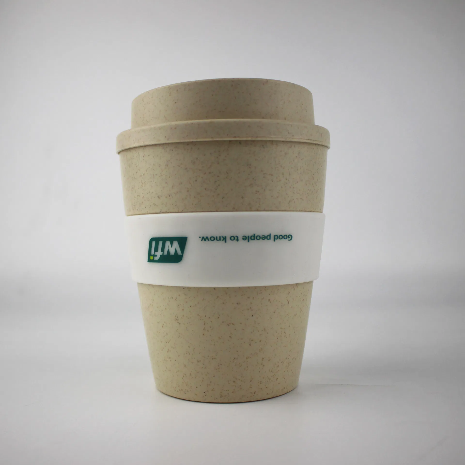 Дорожная кружка с крышкой от проливания