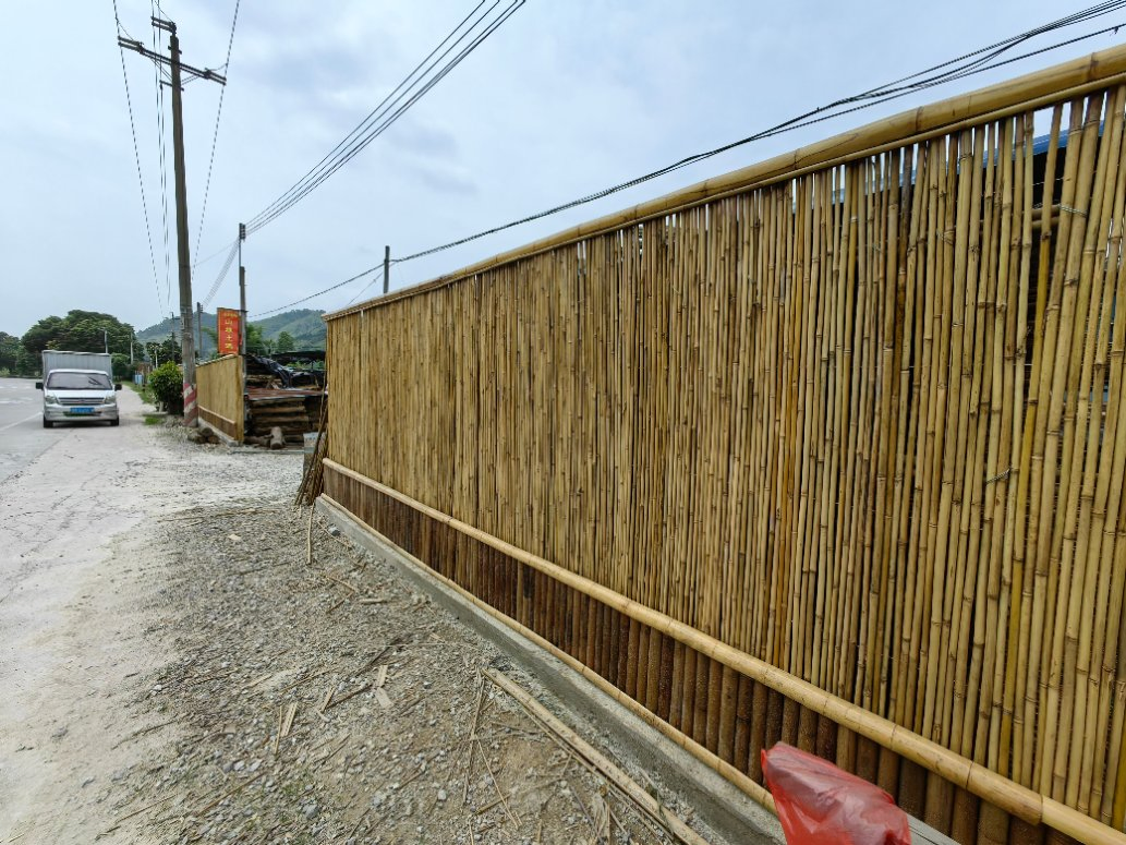 Bamboo Fences for Backyard and Garden
