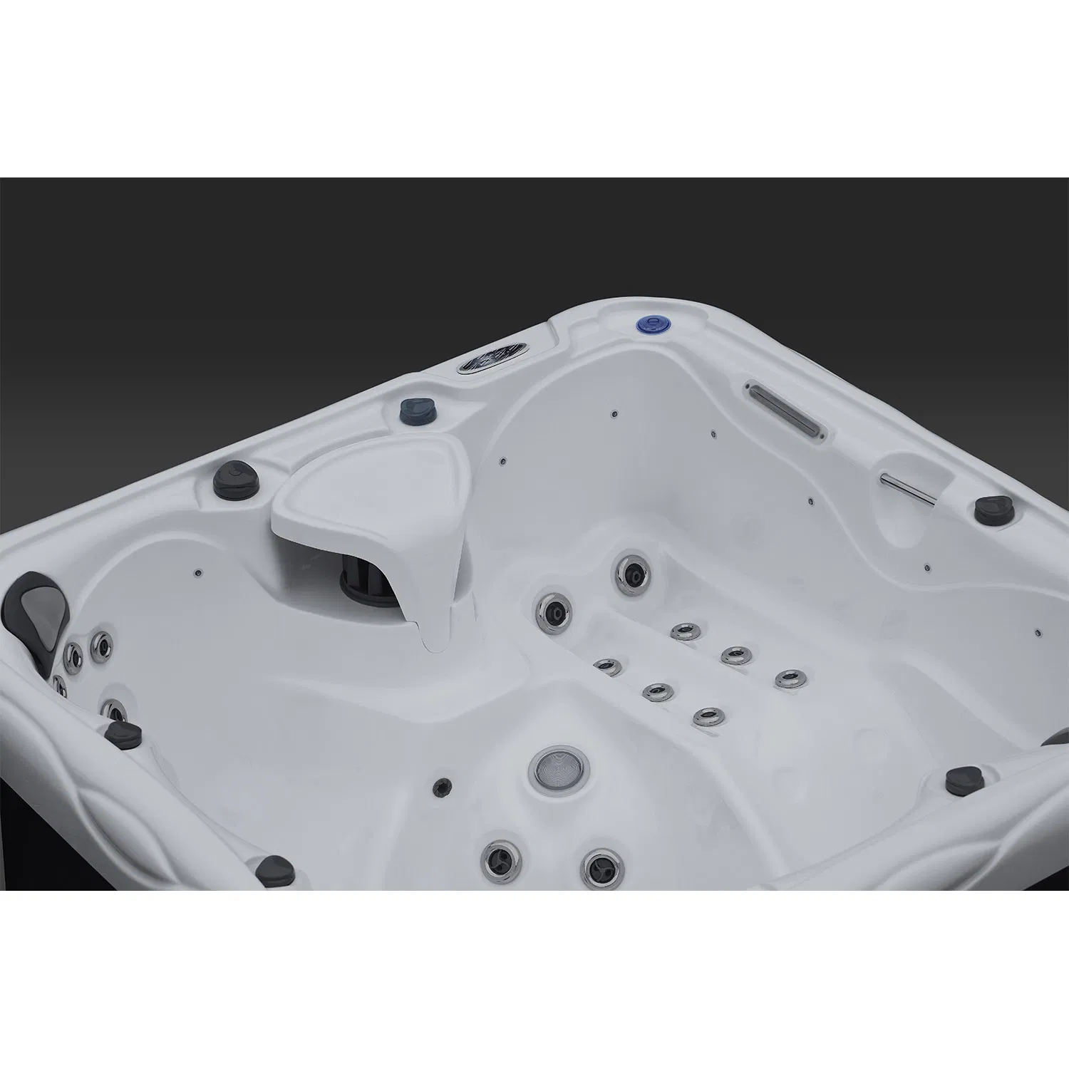 Уличный гидромассажный спа-бассейн Jacuzzi Island