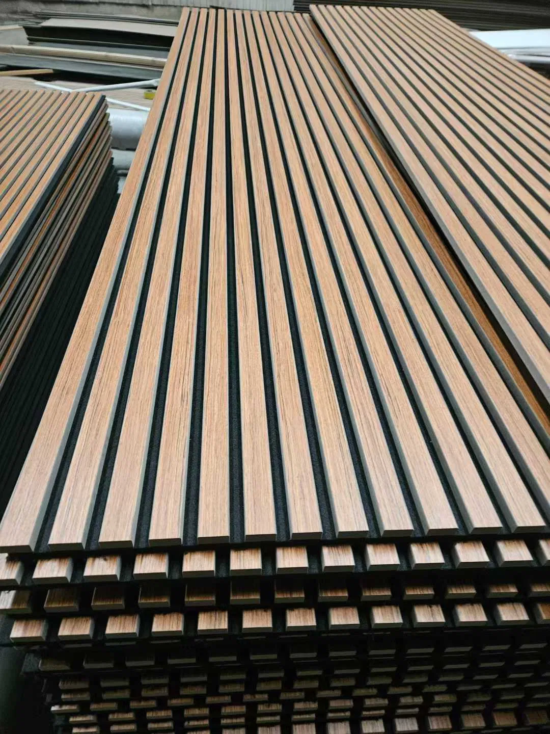 Night Club Interior Wall Design Sound Absorbing Polyester Pet Slatted Wood