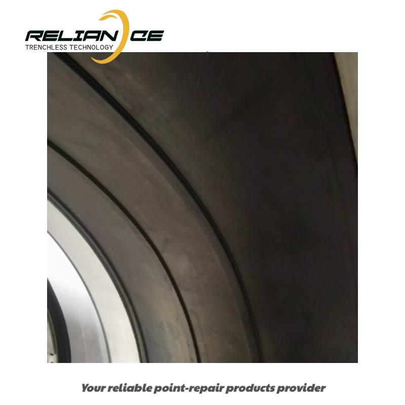 Non-Excavation Internal Pipe Joint Seal for Trenchless Pipeline Repair