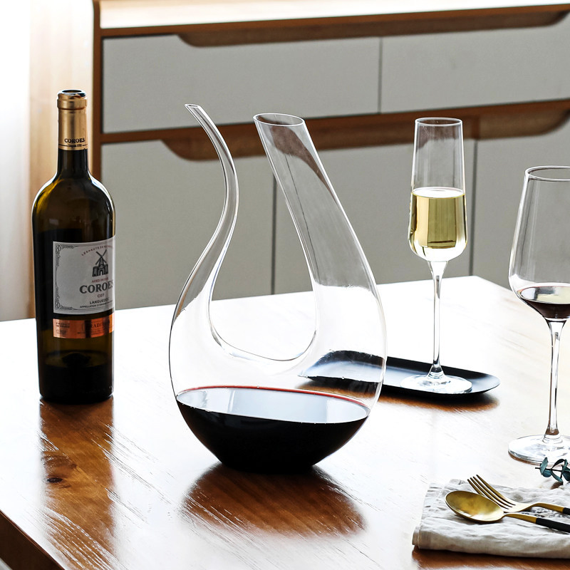 Manufacture Wholesale Golden Wine Decanter Stained Glass Wine Glass Cup Gift Set Glass Goblet