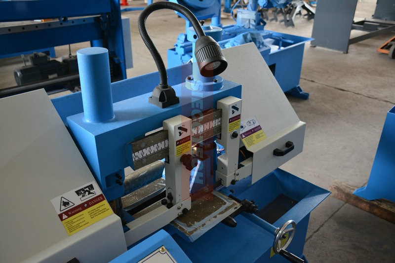 Ленточнопильный станок по металлу горизонтальный GB4240