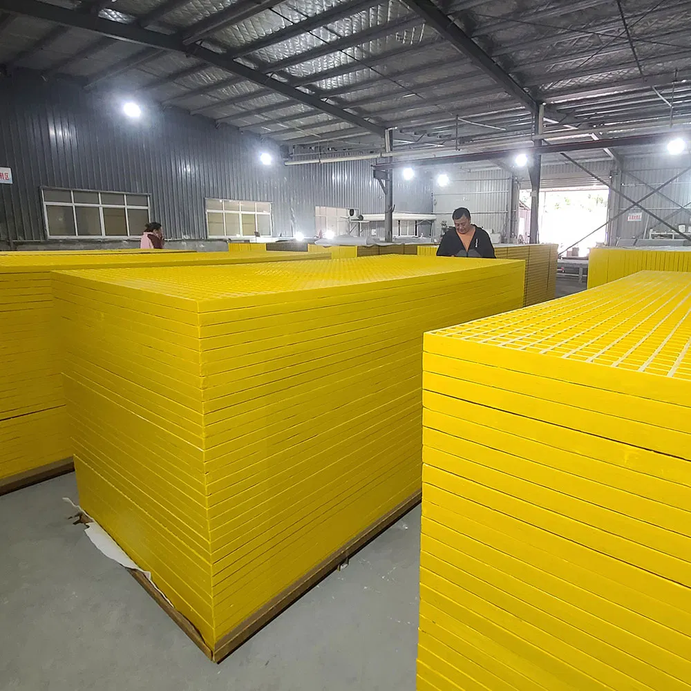 Wholesale Anti-Slip Plastic FRP/GRP Walkway Grating Flooring Fibreglass Grids/FRP Square Mesh Floor Platform Walking FRP 50*50mm Mesh Size