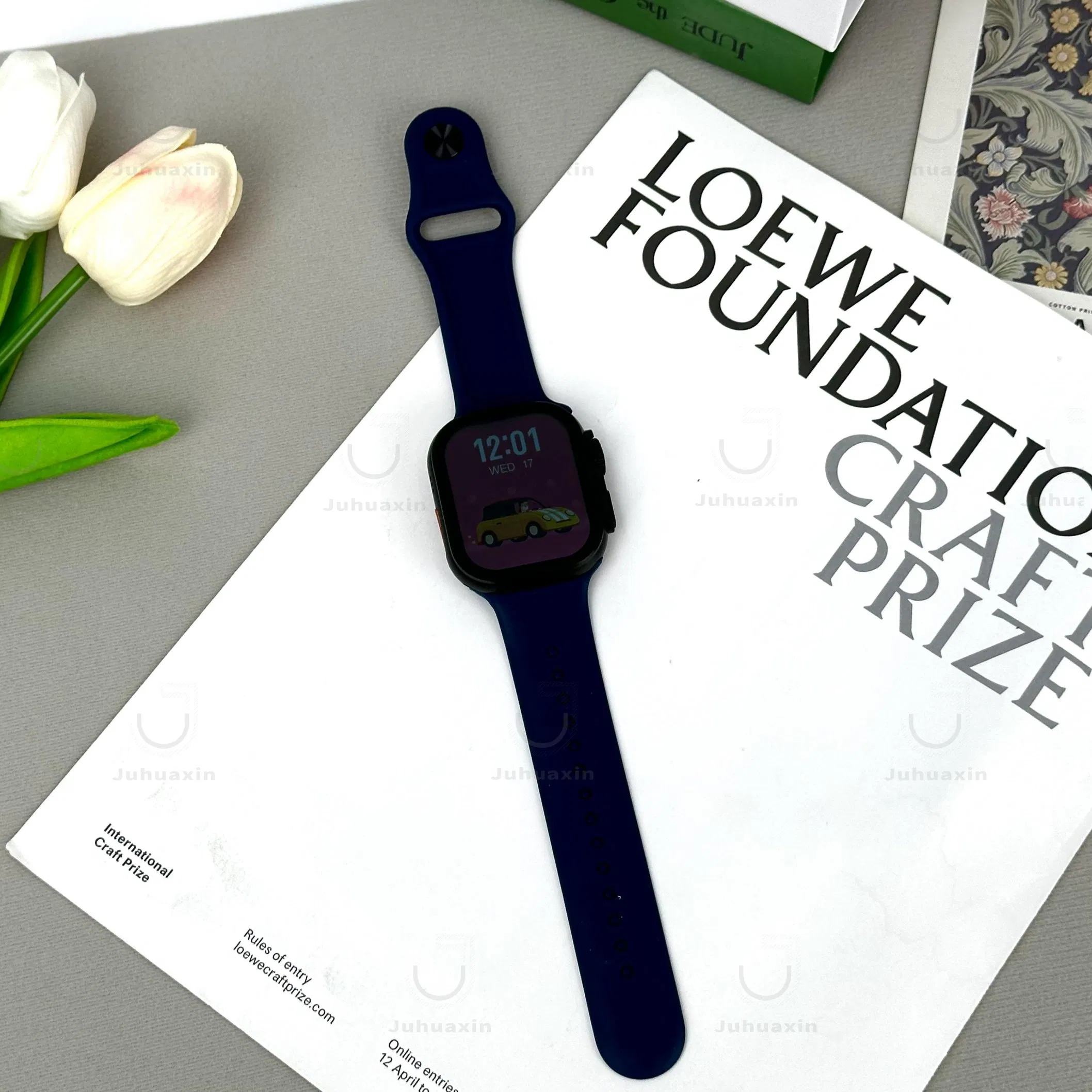 Good Quality Wireless Charging Set Water Resistance Smart Watch with Bluetooth Earphone