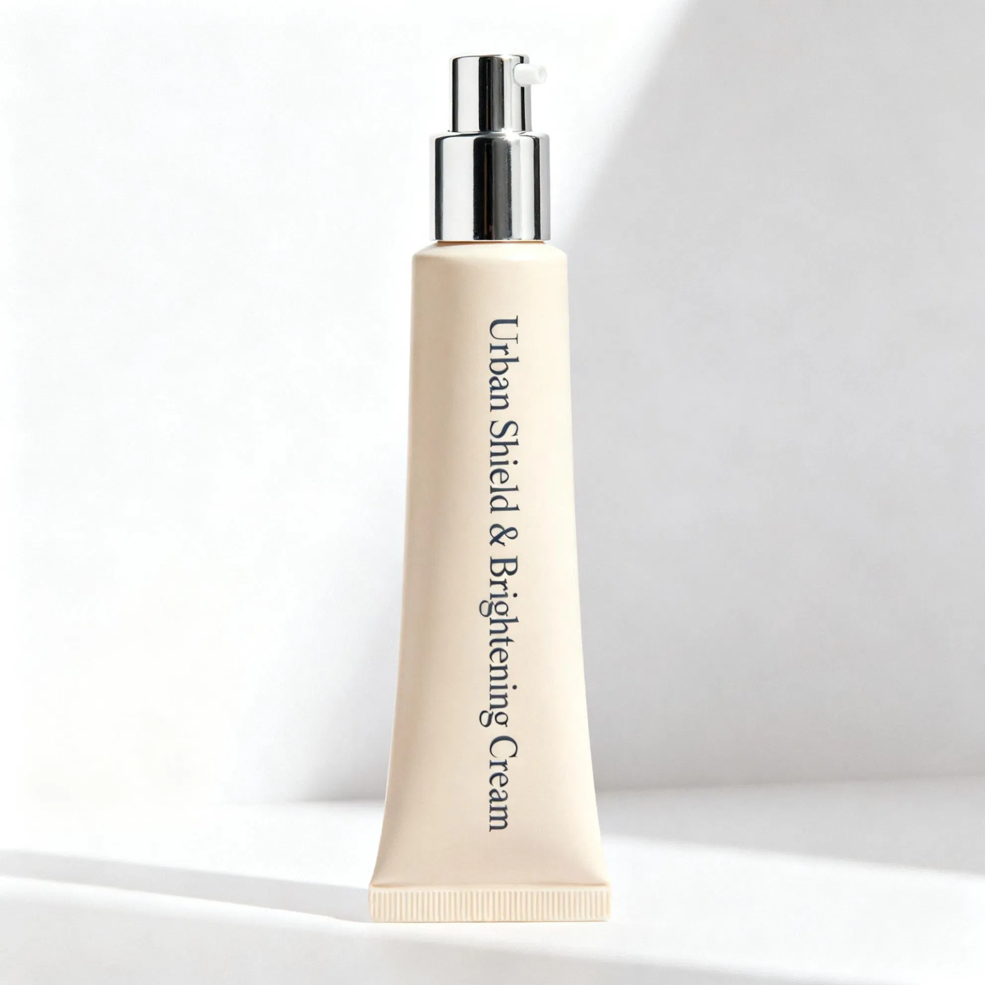 Korean Style Dust Protection and Calming Face Cream with Tremella Fuciformis and Panthenol for Delicate Skin Barrier