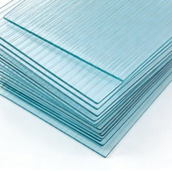 Weather-Resistant and Anti-Yellowing Fluted Glass for Outdoor Sunroom Partitions