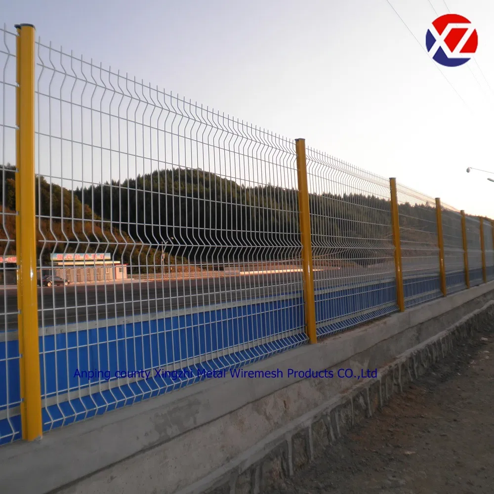PVC Coated and Galvanized Welded Wire Fence