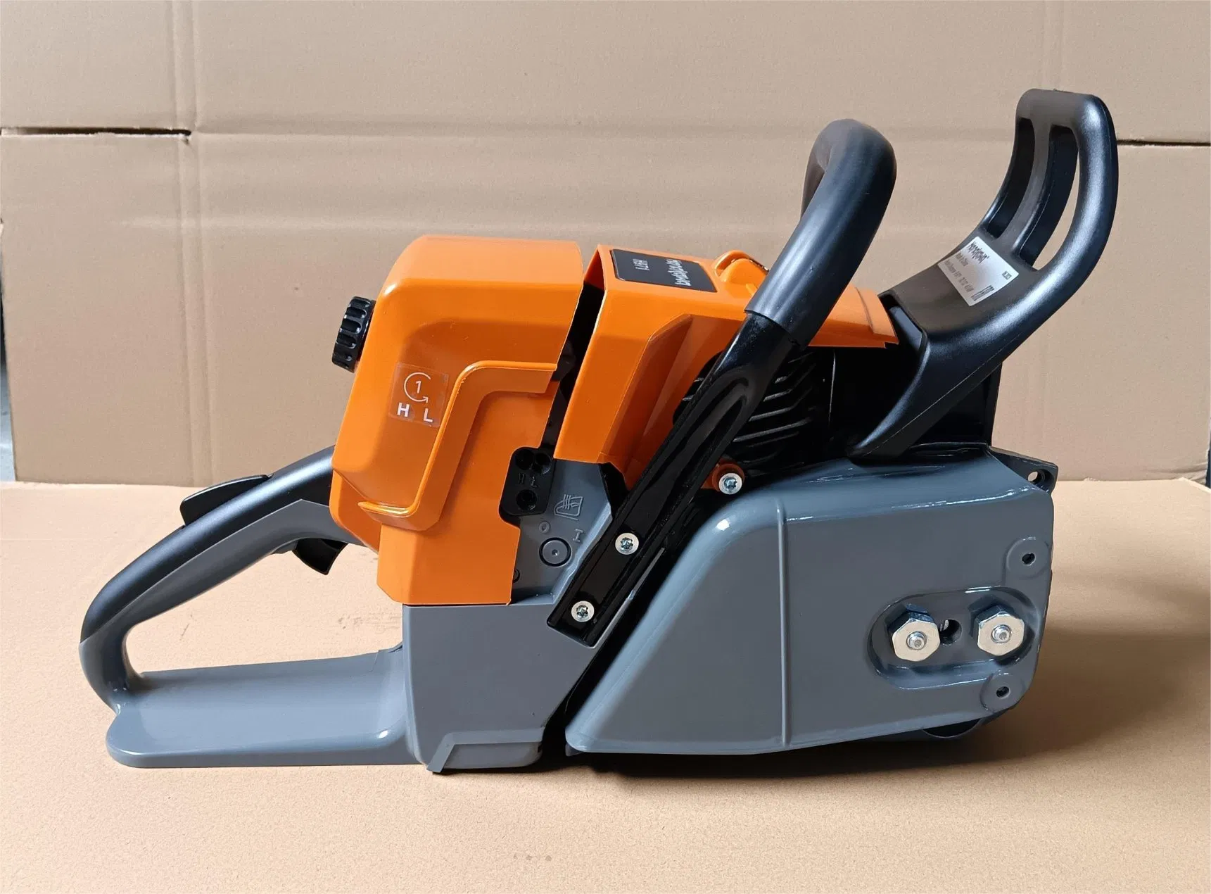 Hanakawa H971 (440) Hot Selling Chainsaw 70.7 Cc Professional Petrol Chainsaw with 2 Stroke Air-Cooled Gasoline Engine for Wood Cutting