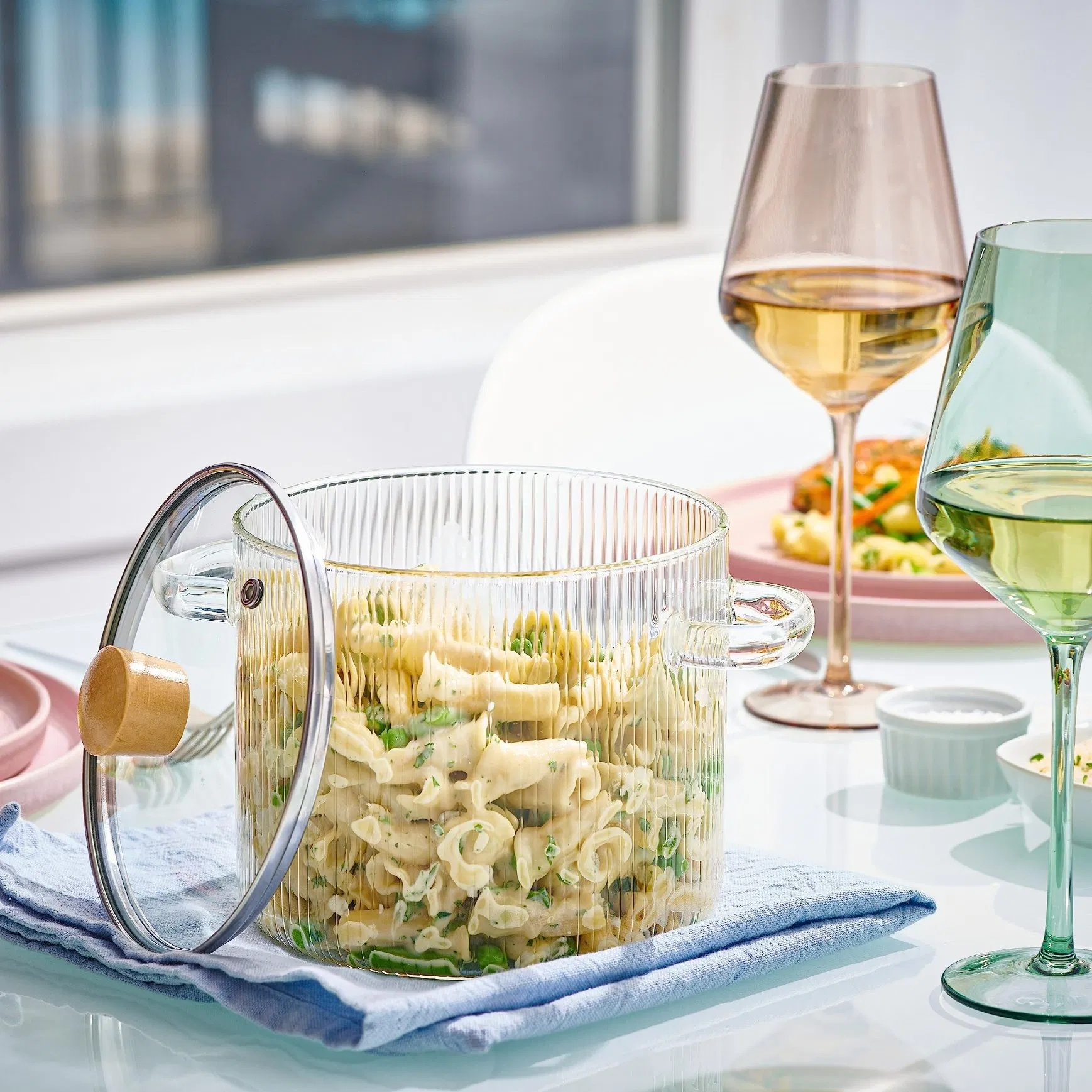 Wholesale Glass Cooking Pot Lid 2L Borosilicate Cookware Stovetop Simmer Pot