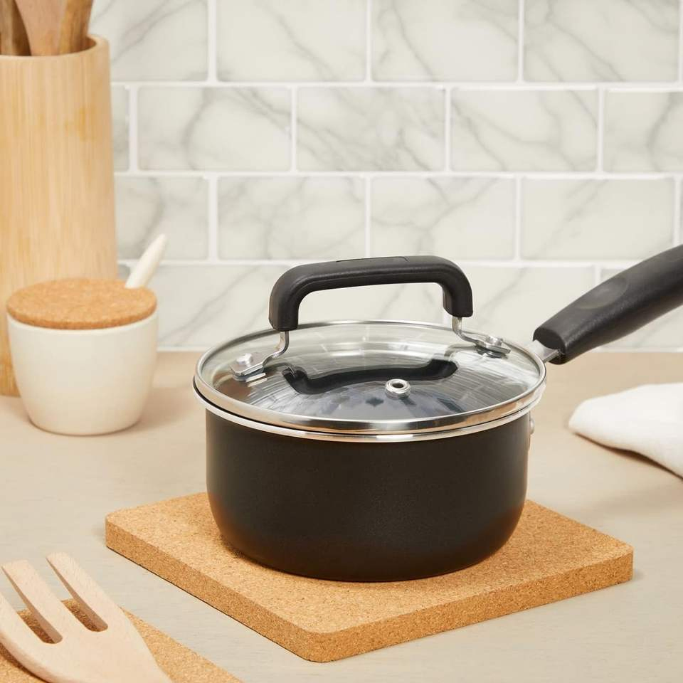 Sustainable Cork Hot Pads for Eco-Conscious Kitchen Use