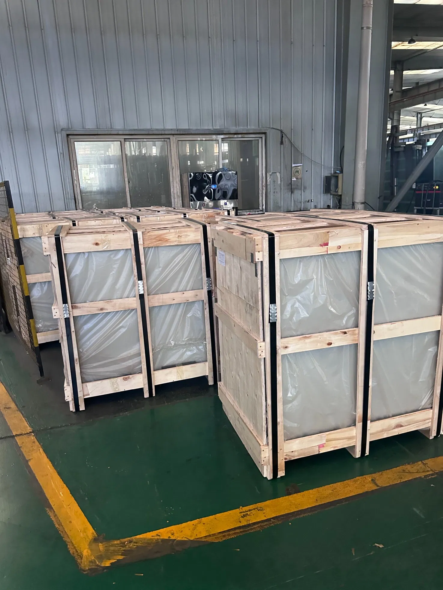 PVB Sgp Tempered Laminated Glass Clear Toughened Flat Building Glass Sheet Curved 6.38mm to 40.28mm