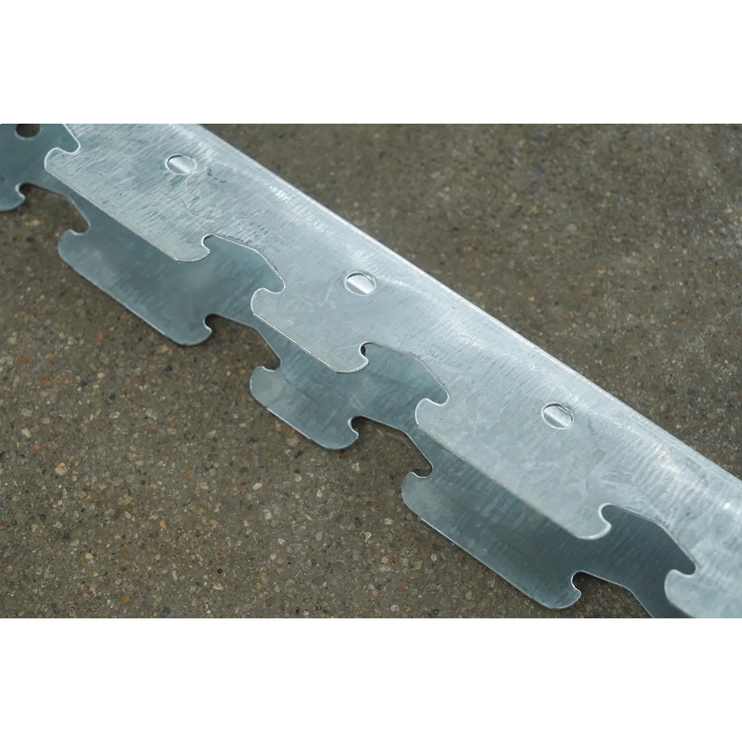 Light Gauge Steel Keel Top Quality Metal Track and Stud Drywall Light Steel Keel Metal Building Materials Galvanized Ceiling Grid Cassette Keel