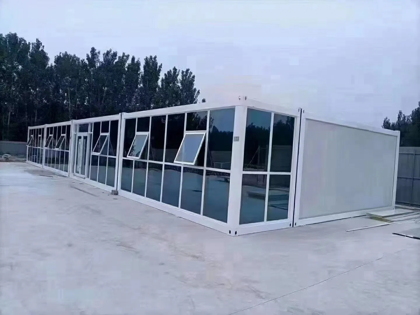 Luxury Container Office with Aluminum Alloy Glass Curtain Wall